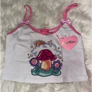 Super cute tank crop top